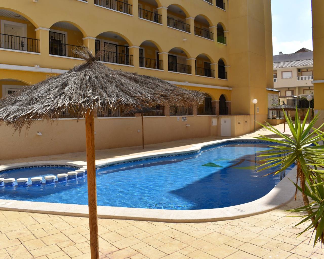 Apartment - Re-Sale - Algorfa - Pueblo