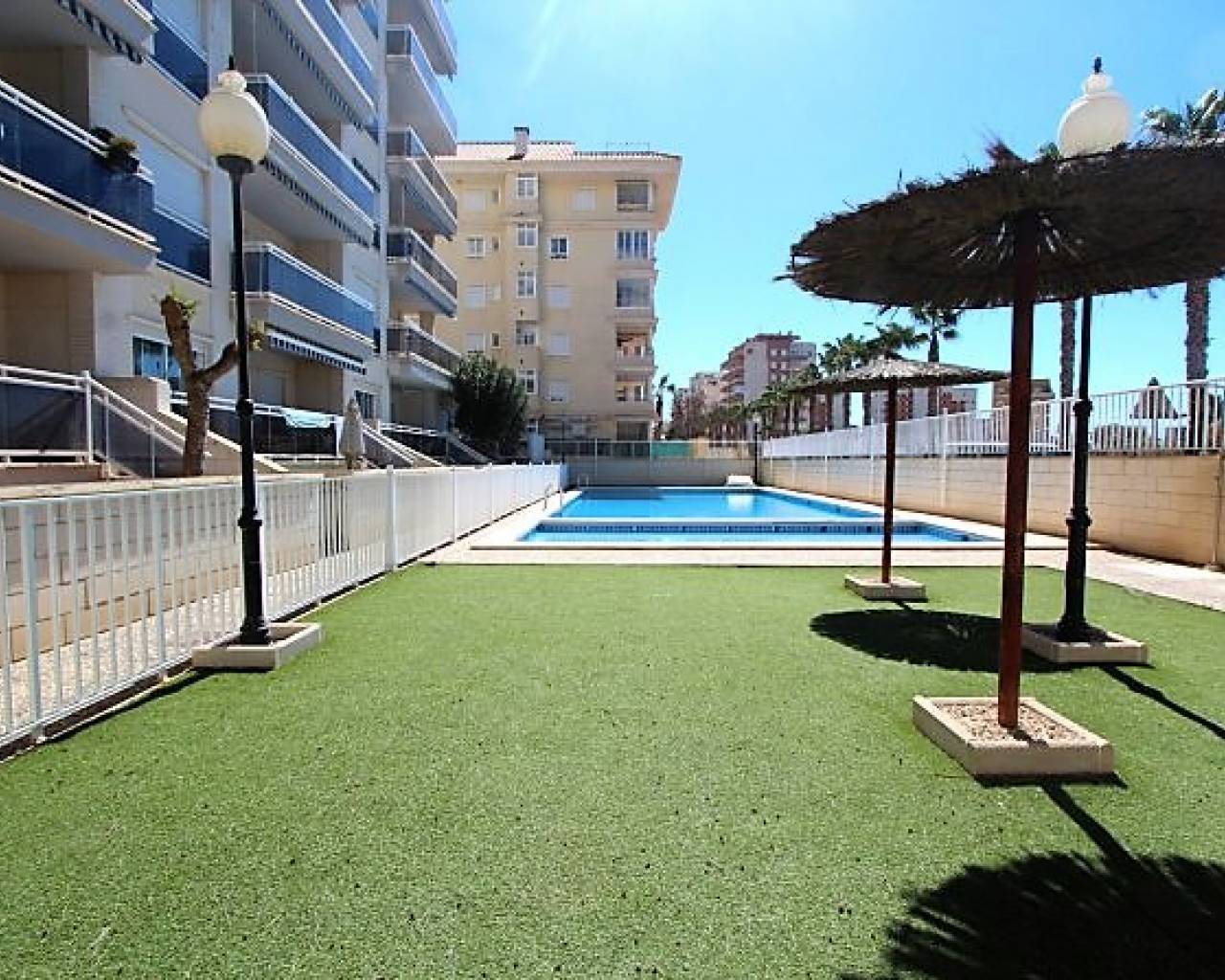 Apartment - Re-Sale - Guardamar del Segura - Guardamar Playa