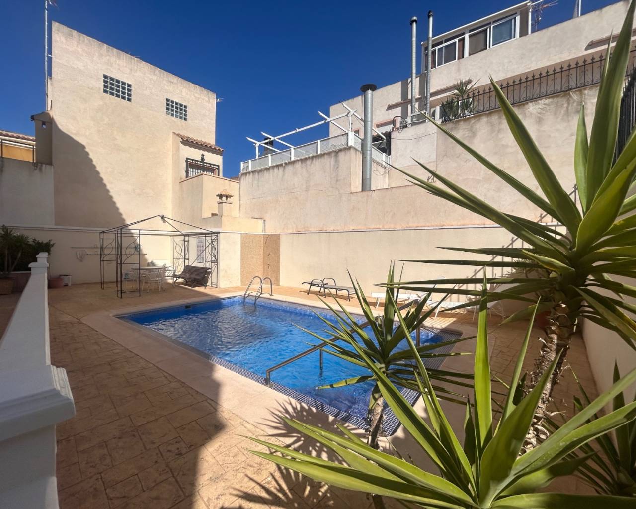 Apartment - Re-Sale - Jacarilla - Jacarilla