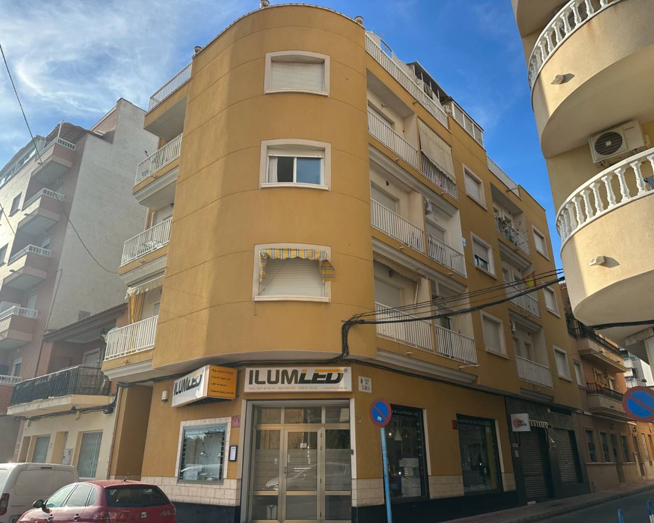 Apartment - Re-Sale - Torrevieja - Acequion