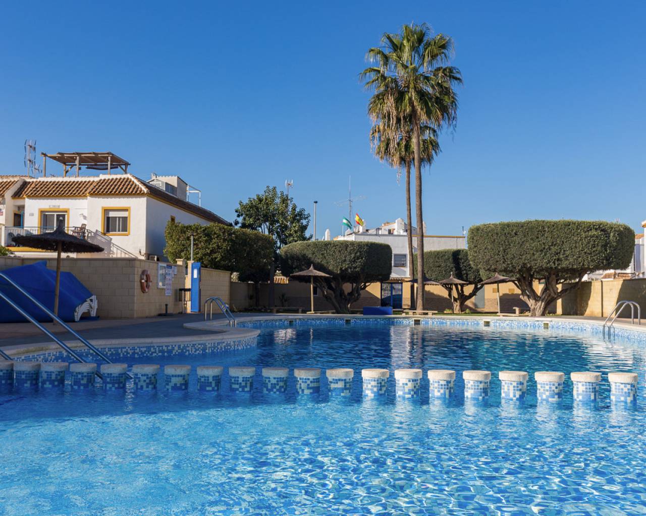 Apartment - Re-Sale - Torrevieja - Torrevieja