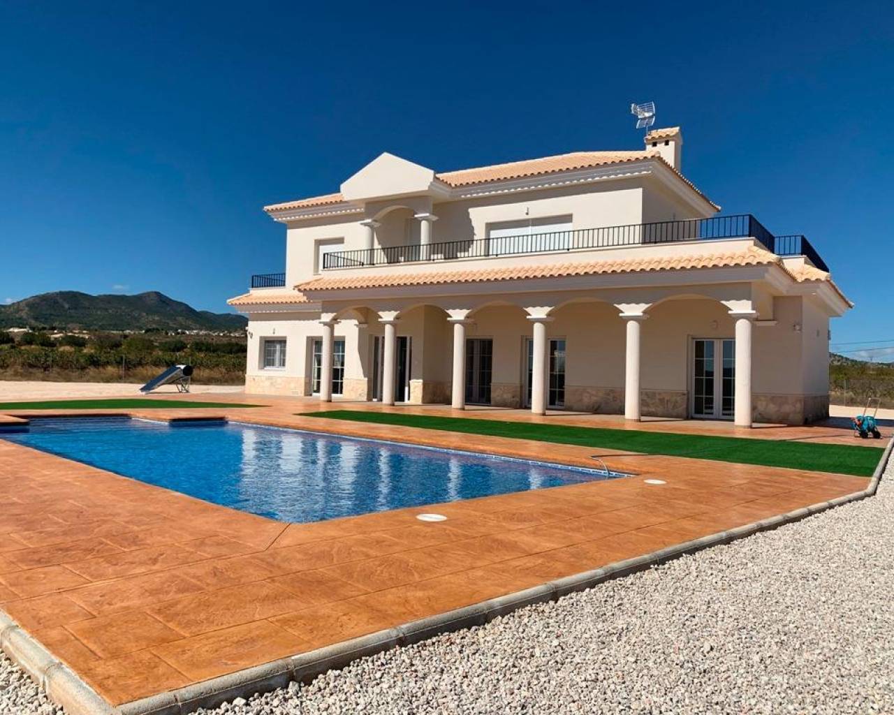 Chalet Independiente - Nueva construcción  - Pinoso - Camino Del Prado