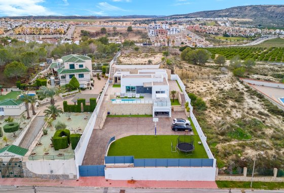 Chalet Independiente - Reventa - Algorfa - Lomas De La Juliana
