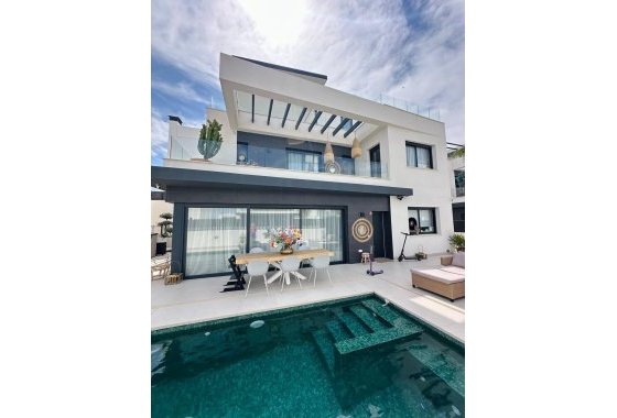 Detached Villa - Re-Sale - Algorfa - Algorfa