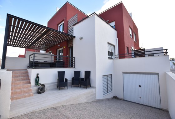 Detached Villa - Re-Sale - Algorfa - Algorfa
