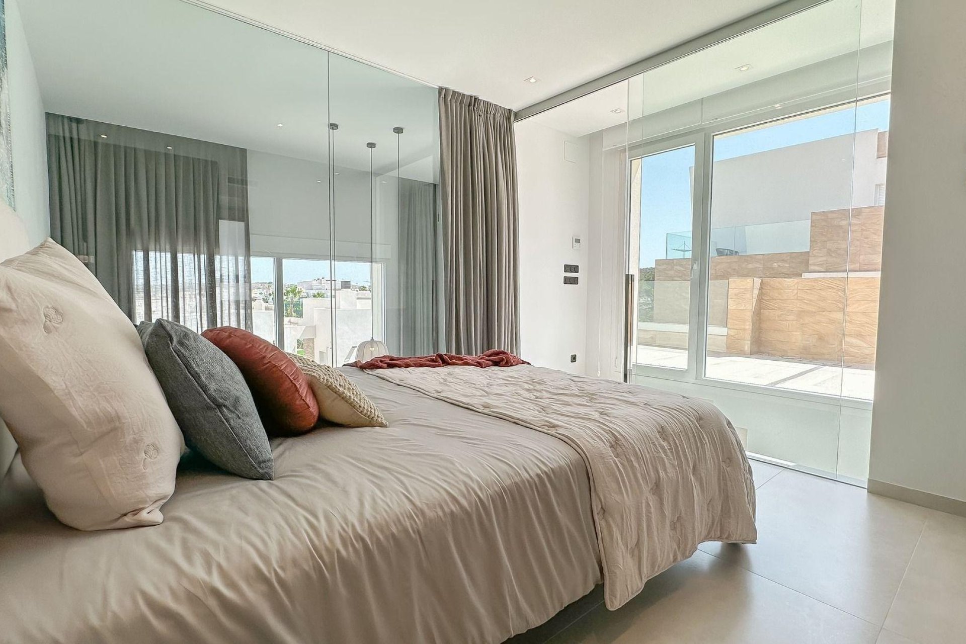 New Build - Detached Villa - Algorfa