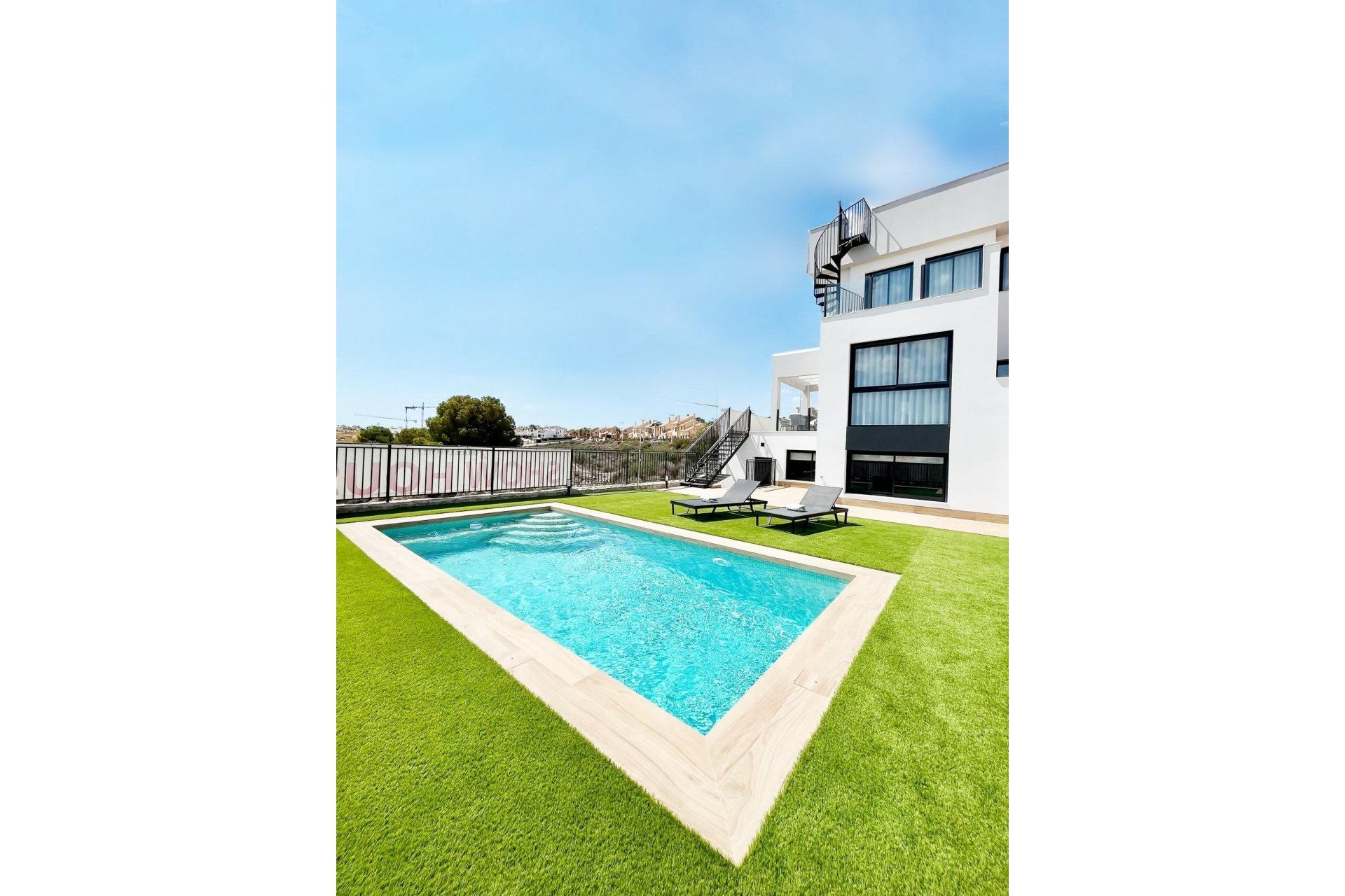 Nueva construcción  - Chalet Independiente - Algorfa