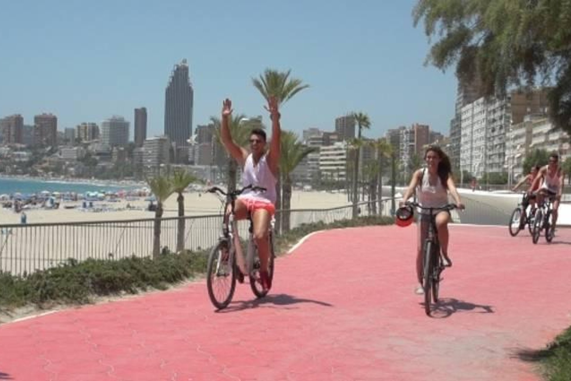 Nueva construcción  - Chalet Independiente - Benidorm - Urbanizaciones