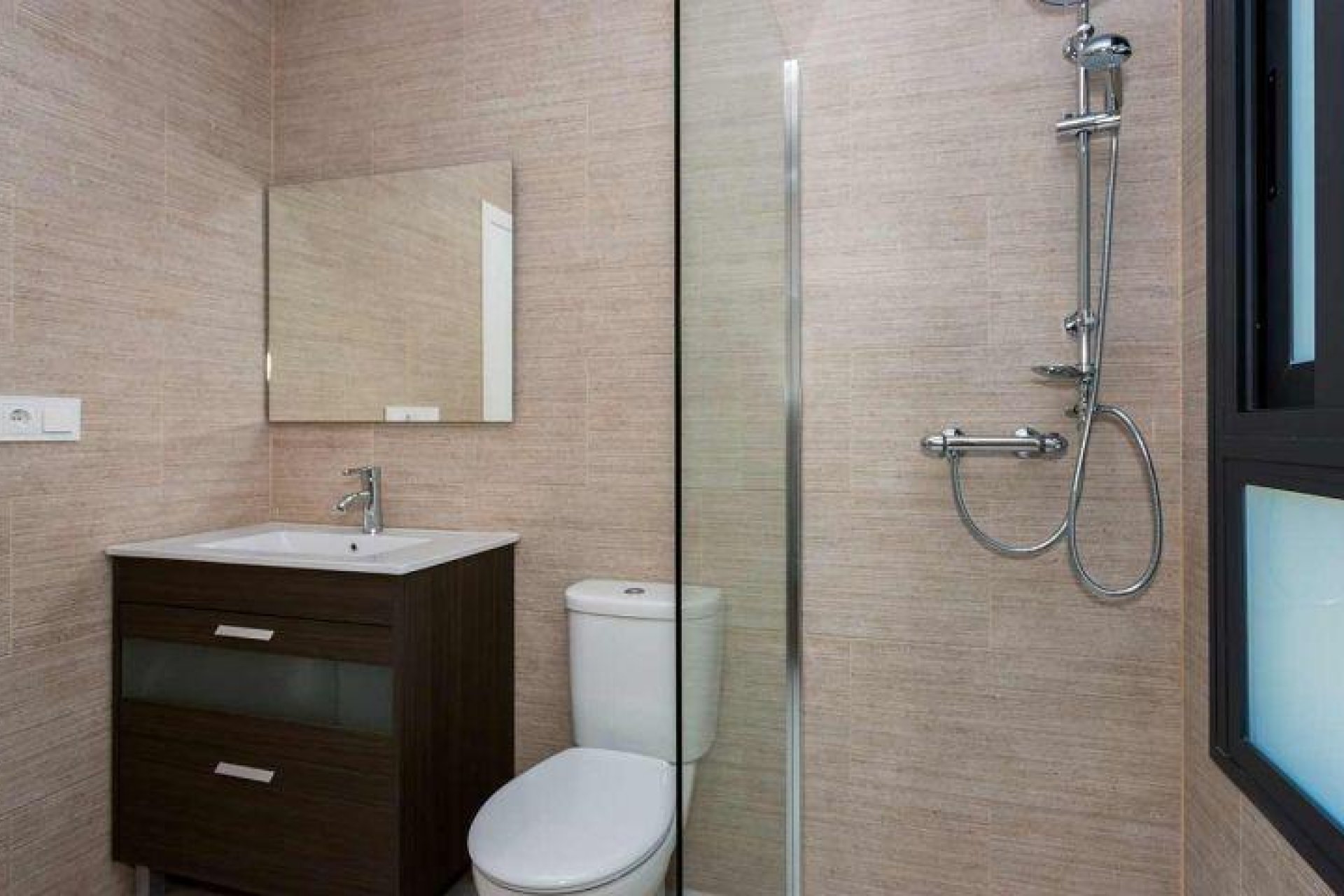 Nueva construcción  - Chalet Independiente - Daya Nueva - Centro