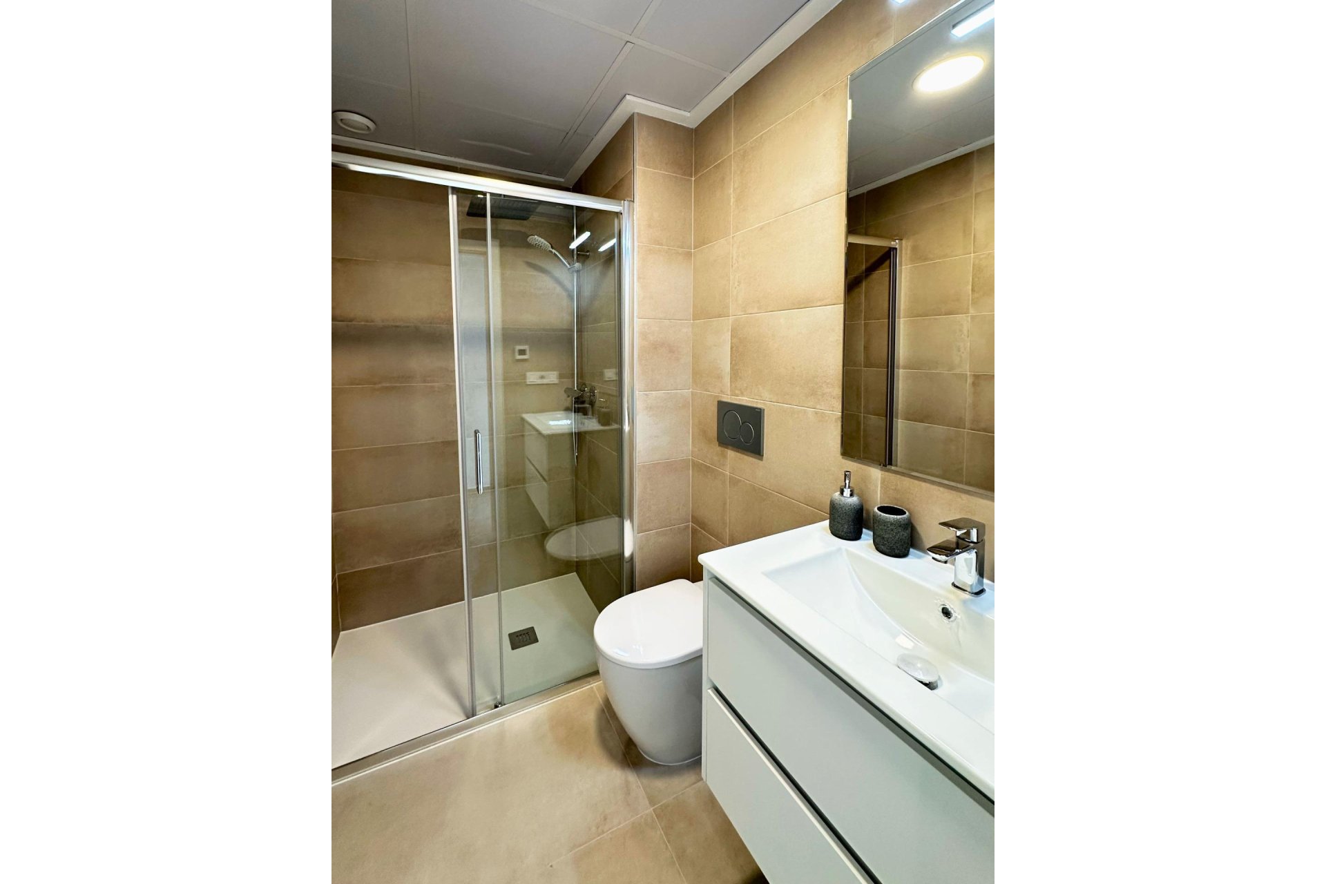 Nueva construcción  - Chalet Independiente - Dolores - polideportivo