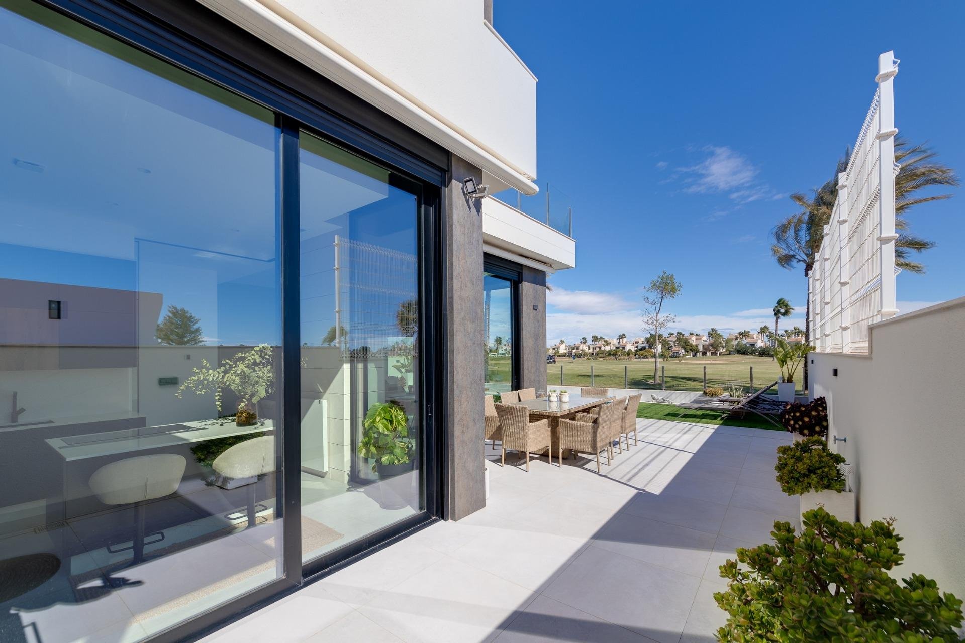 Nueva construcción  - Chalet Independiente - Pilar de la Horadada - Roda Golf