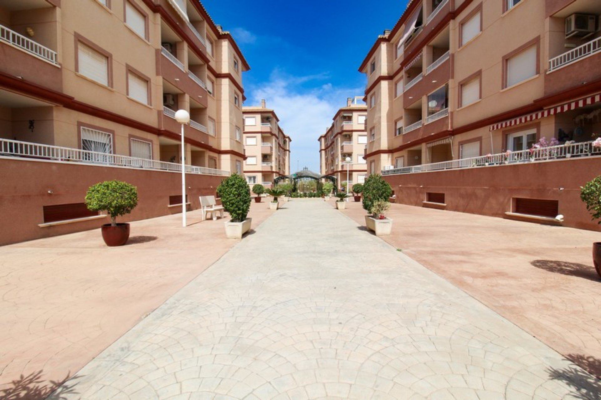 Re-Sale - Apartment - Algorfa