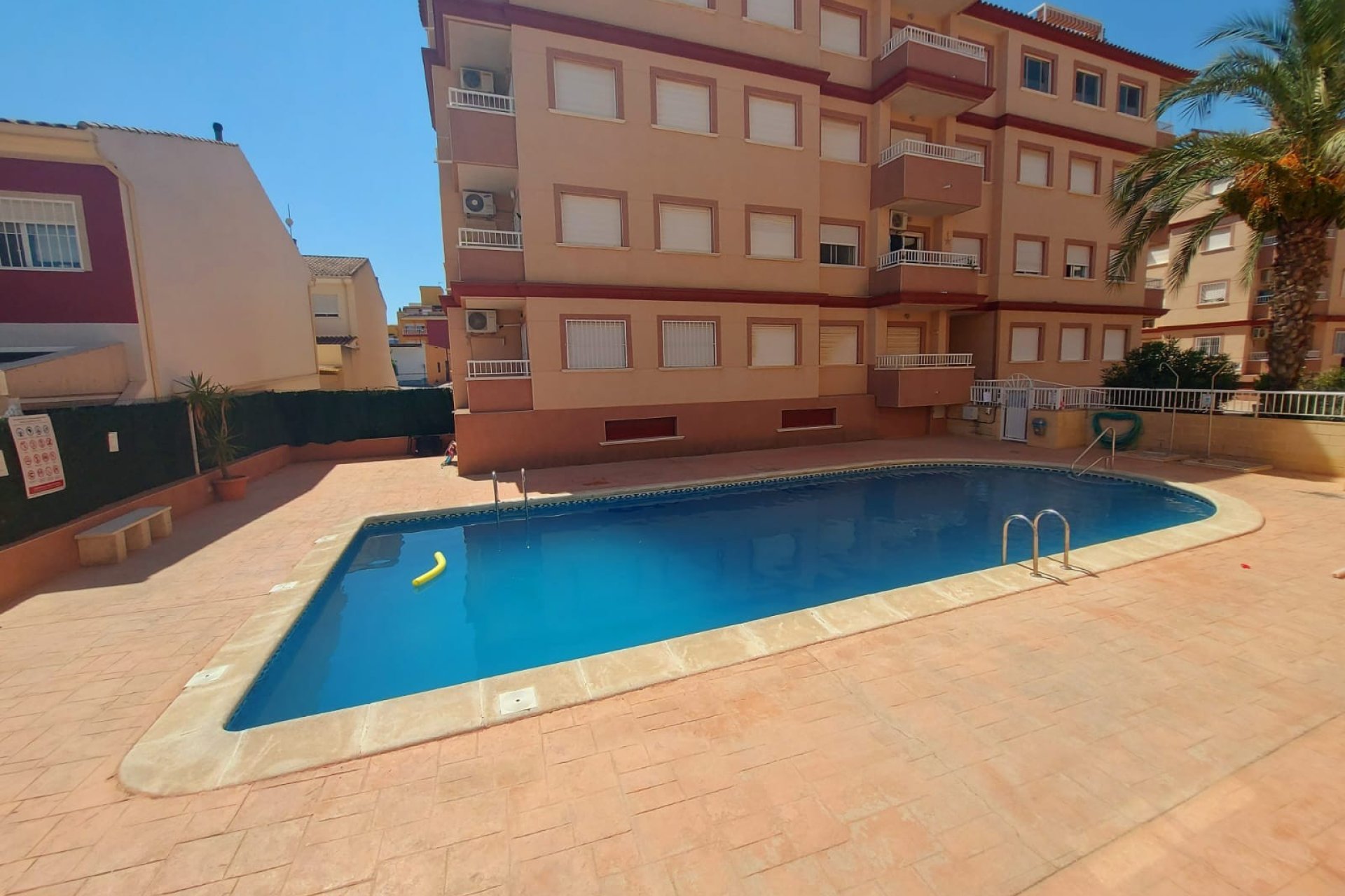 Re-Sale - Apartment - Algorfa