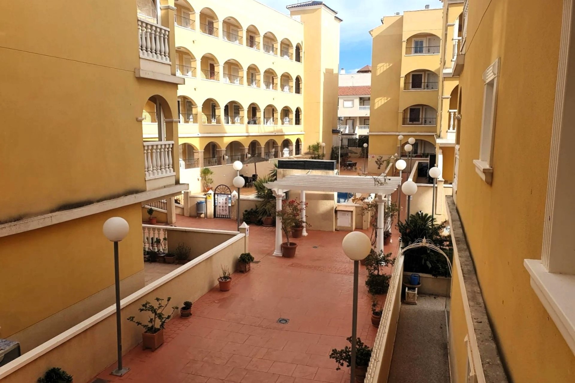 Re-Sale - Apartment - Algorfa