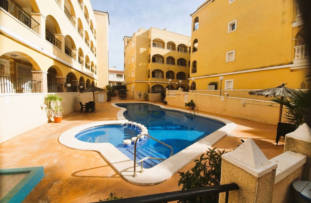 Re-Sale - Apartment - Algorfa