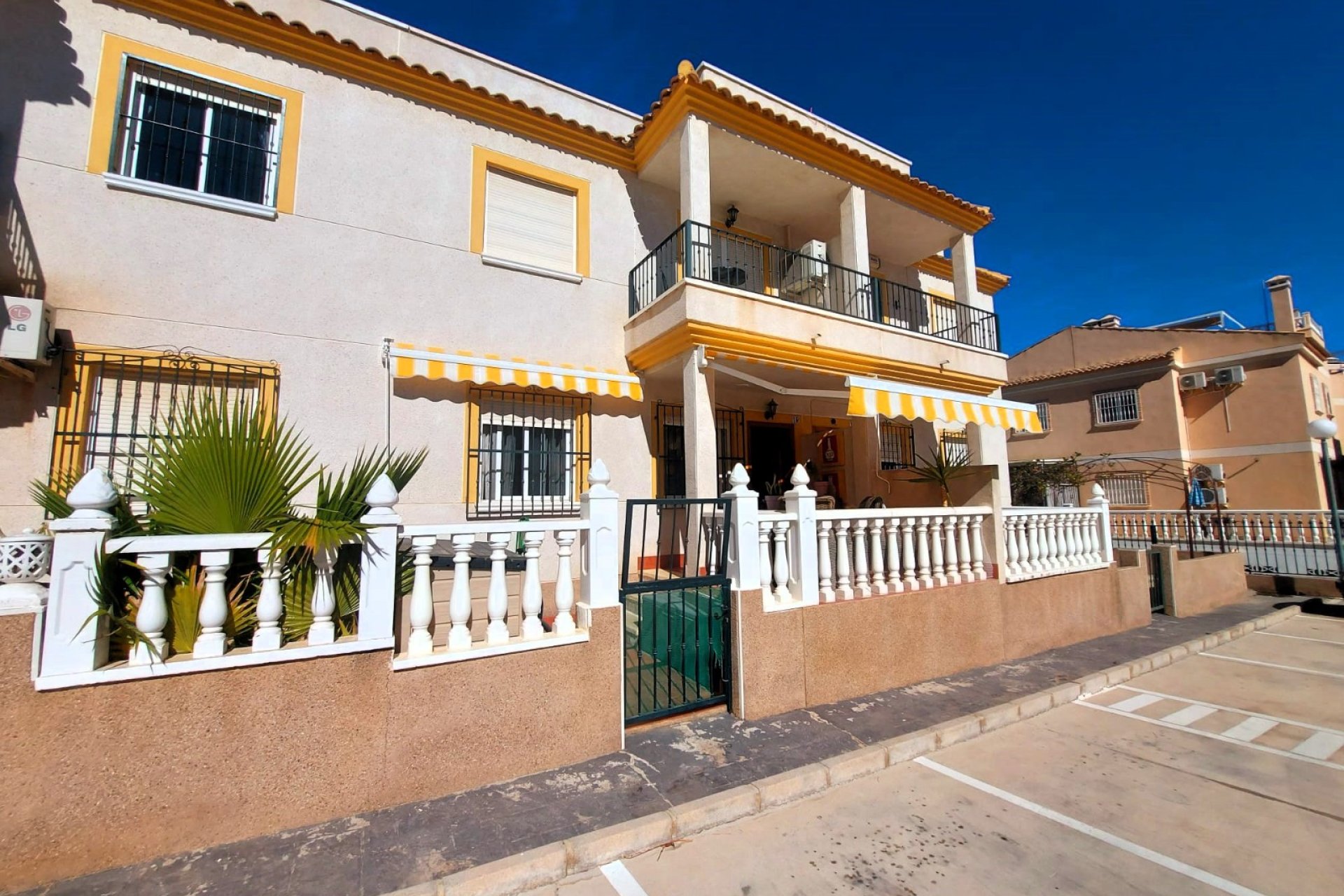 Re-Sale - Apartment - Algorfa