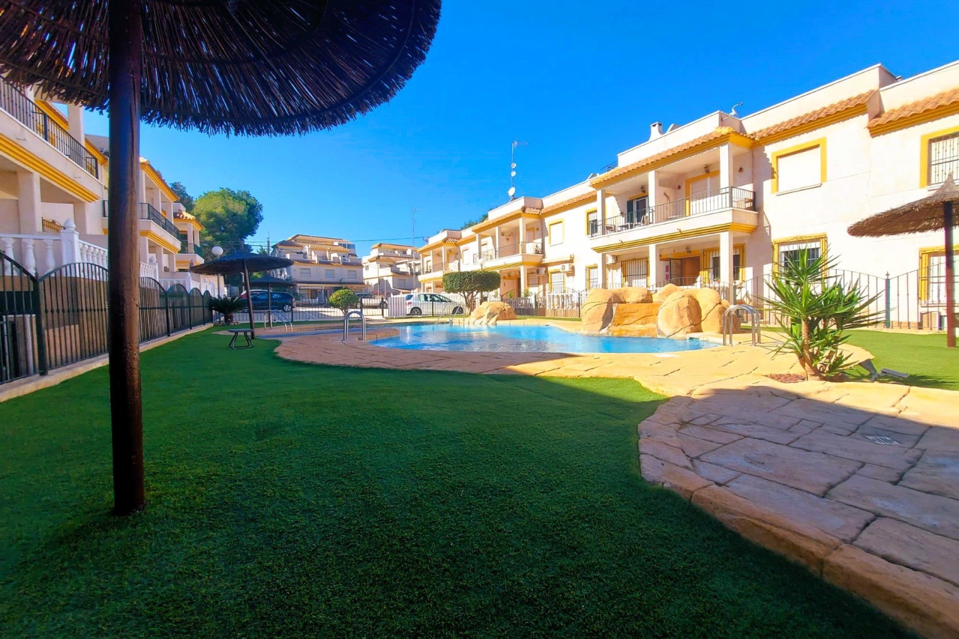 Re-Sale - Apartment - Algorfa