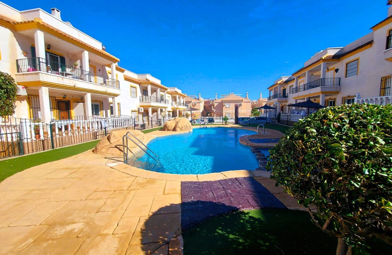 Re-Sale - Apartment - Algorfa