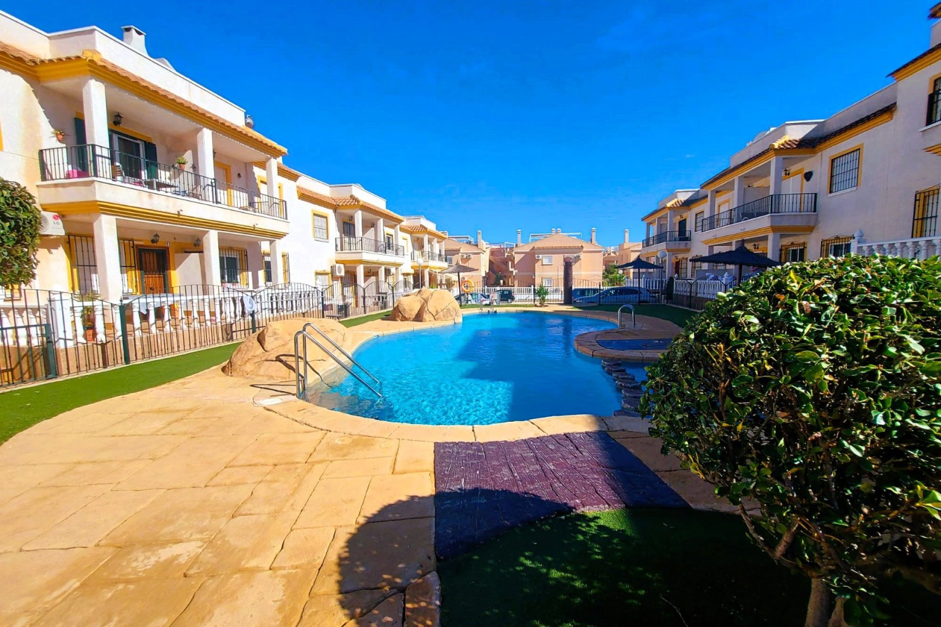 Re-Sale - Apartment - Algorfa