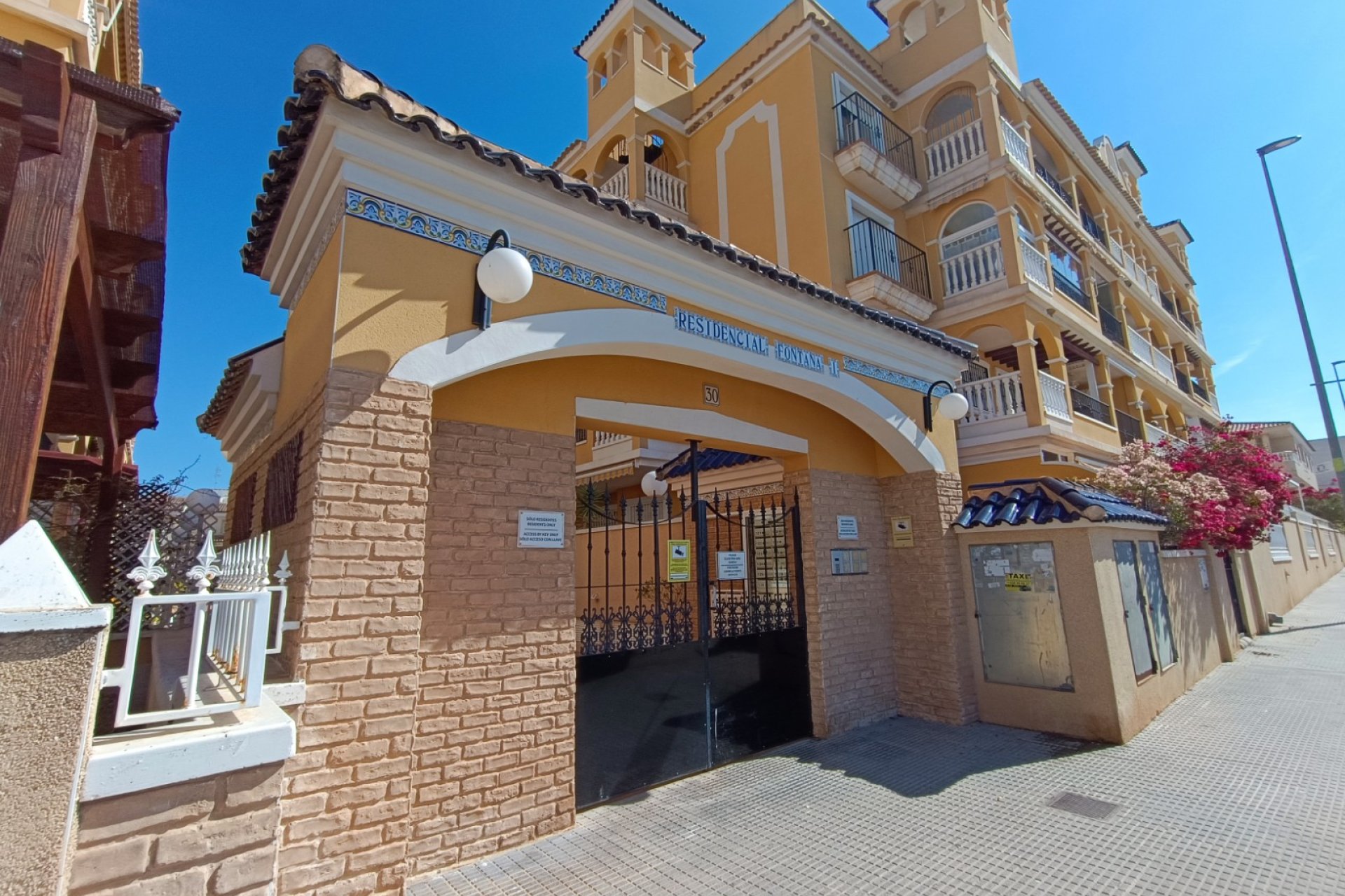 Re-Sale - Apartment - Algorfa