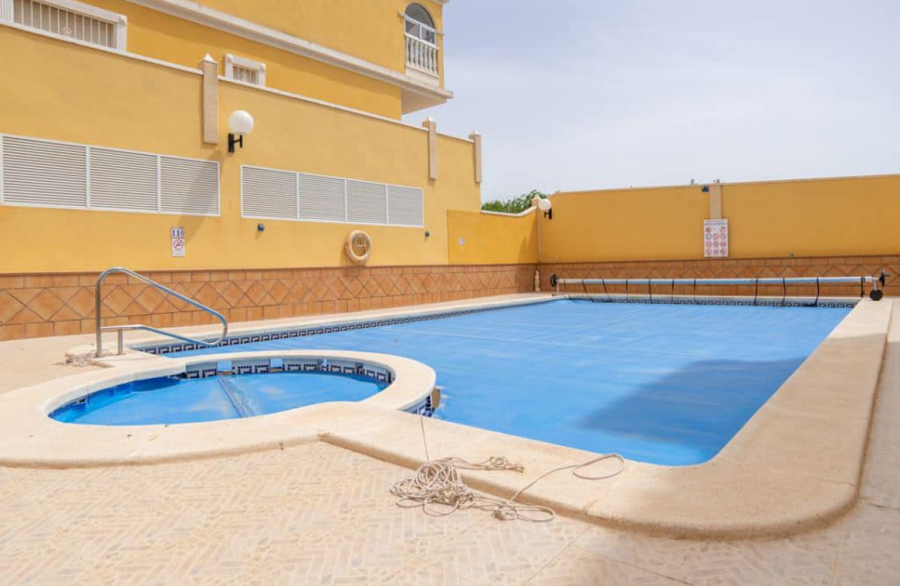 Re-Sale - Apartment - Algorfa