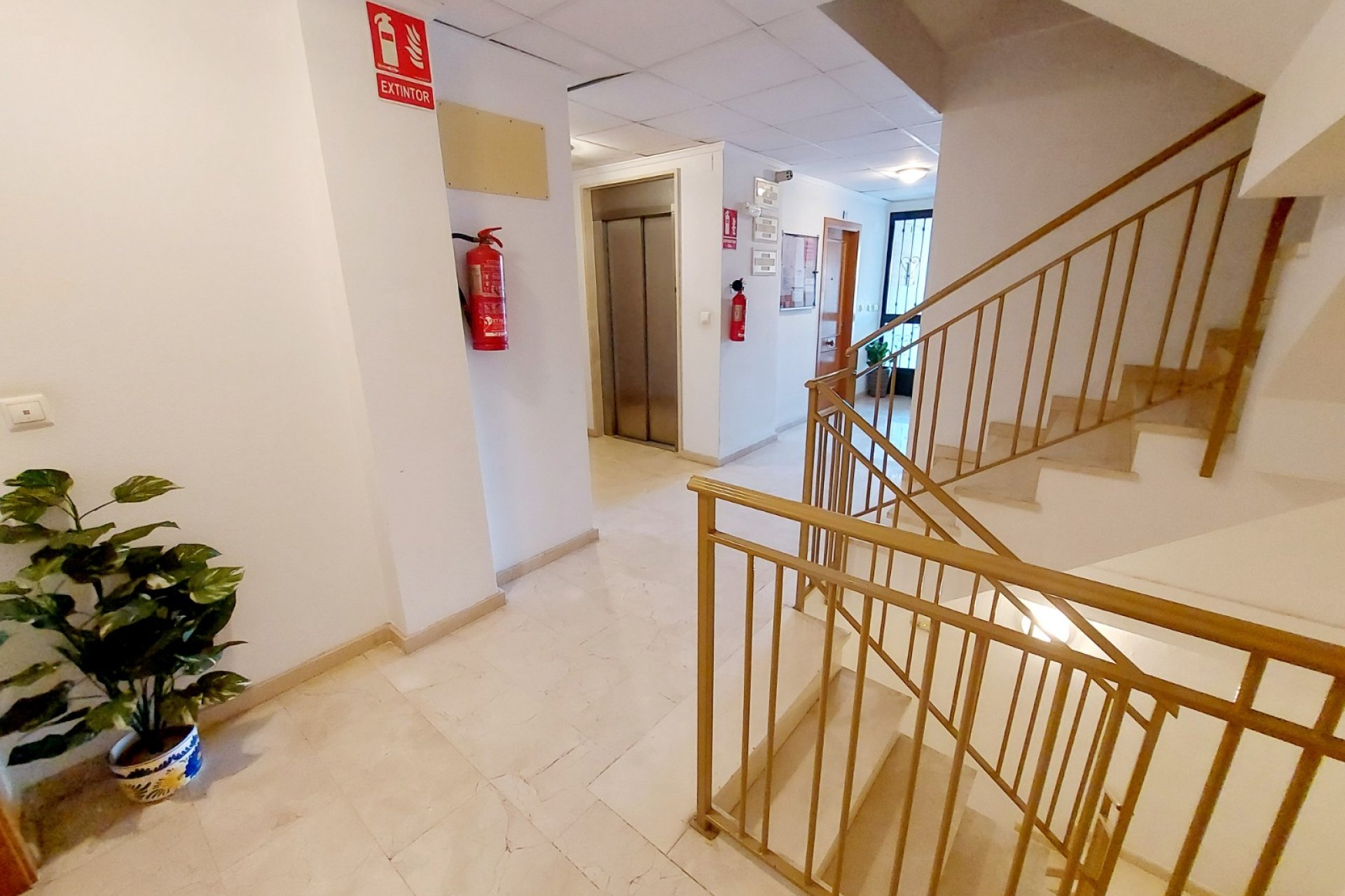 Re-Sale - Apartment - Algorfa