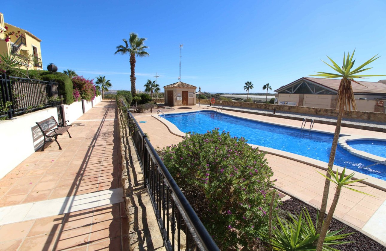 Re-Sale - Apartment - Algorfa