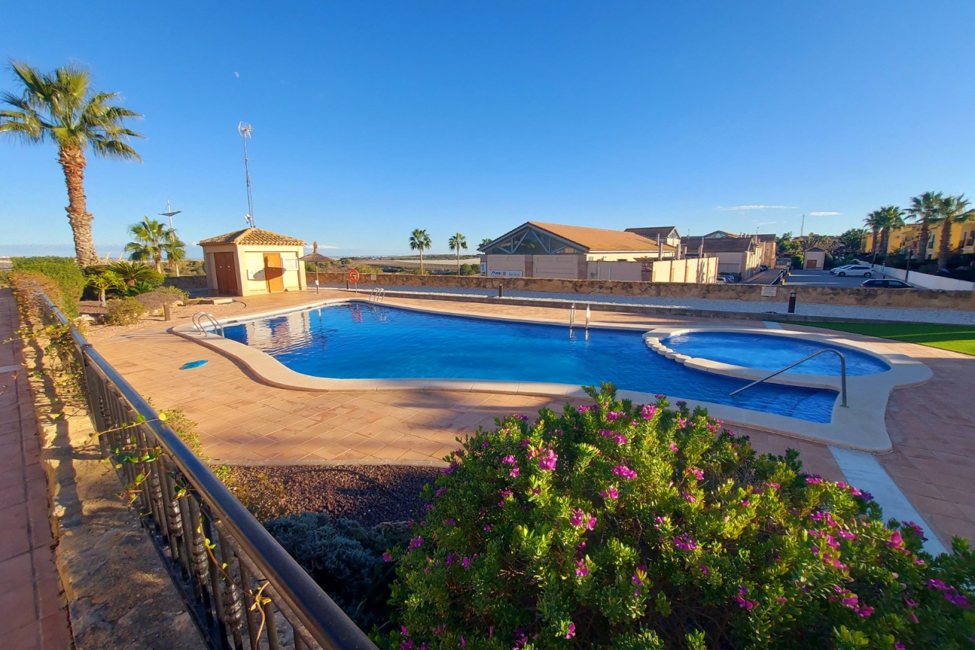 Re-Sale - Apartment - Algorfa