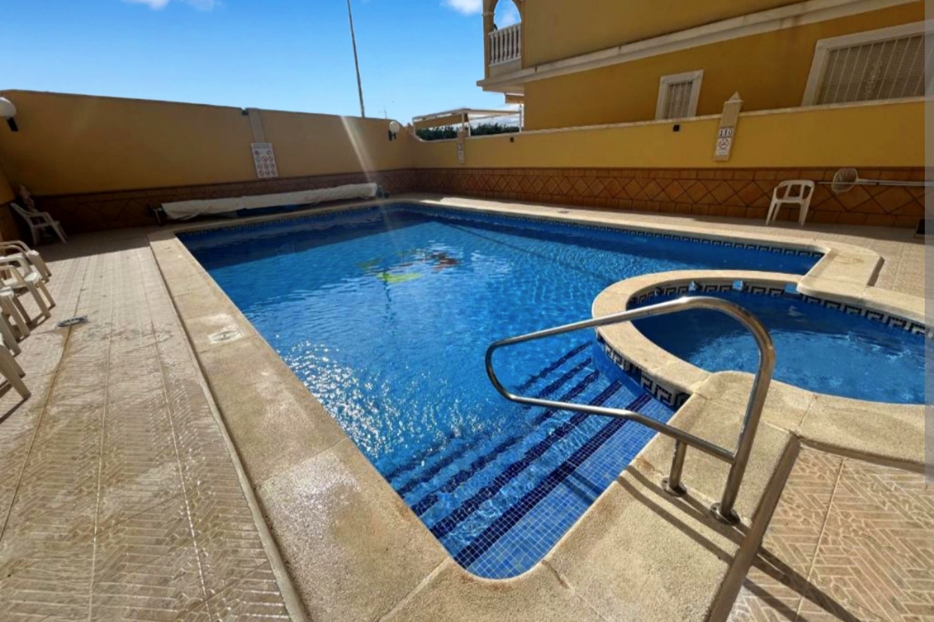 Re-Sale - Apartment - Algorfa