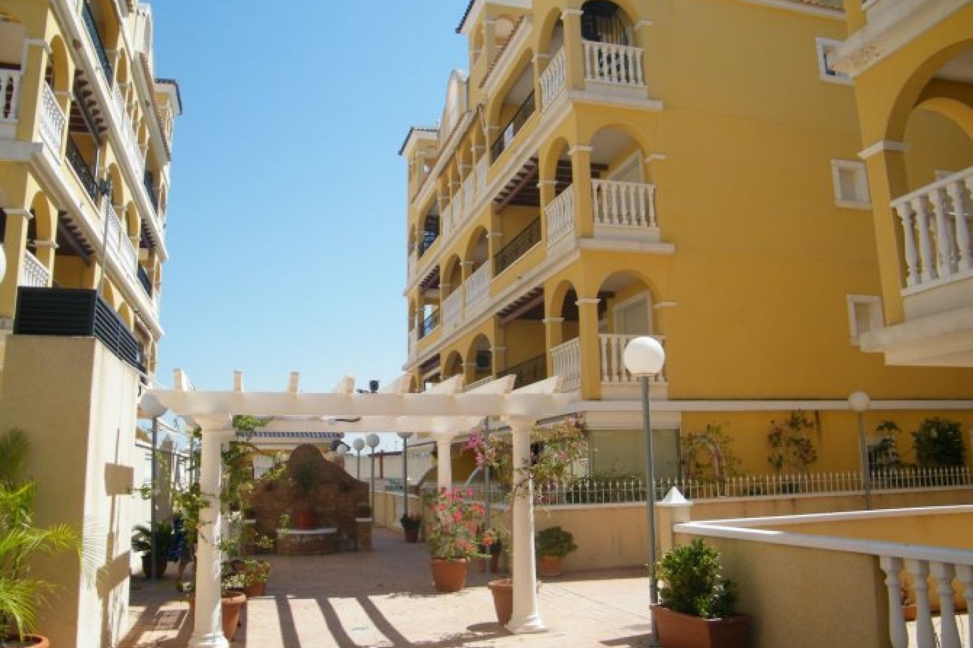 Re-Sale - Apartment - Algorfa