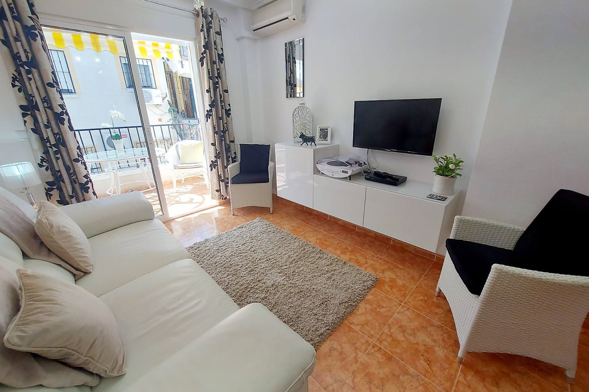 Re-Sale - Apartment - Algorfa