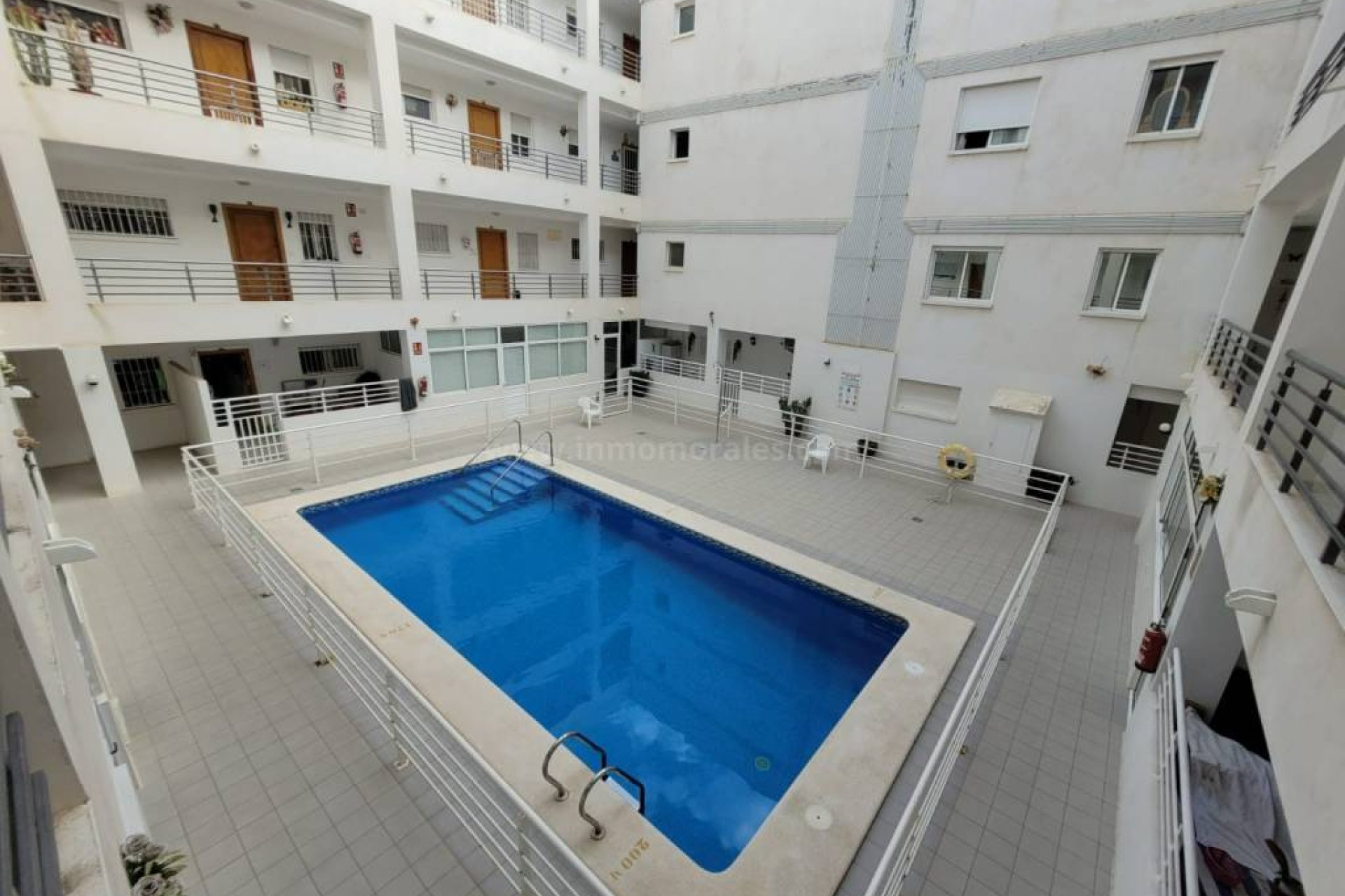Re-Sale - Apartment - Almoradí