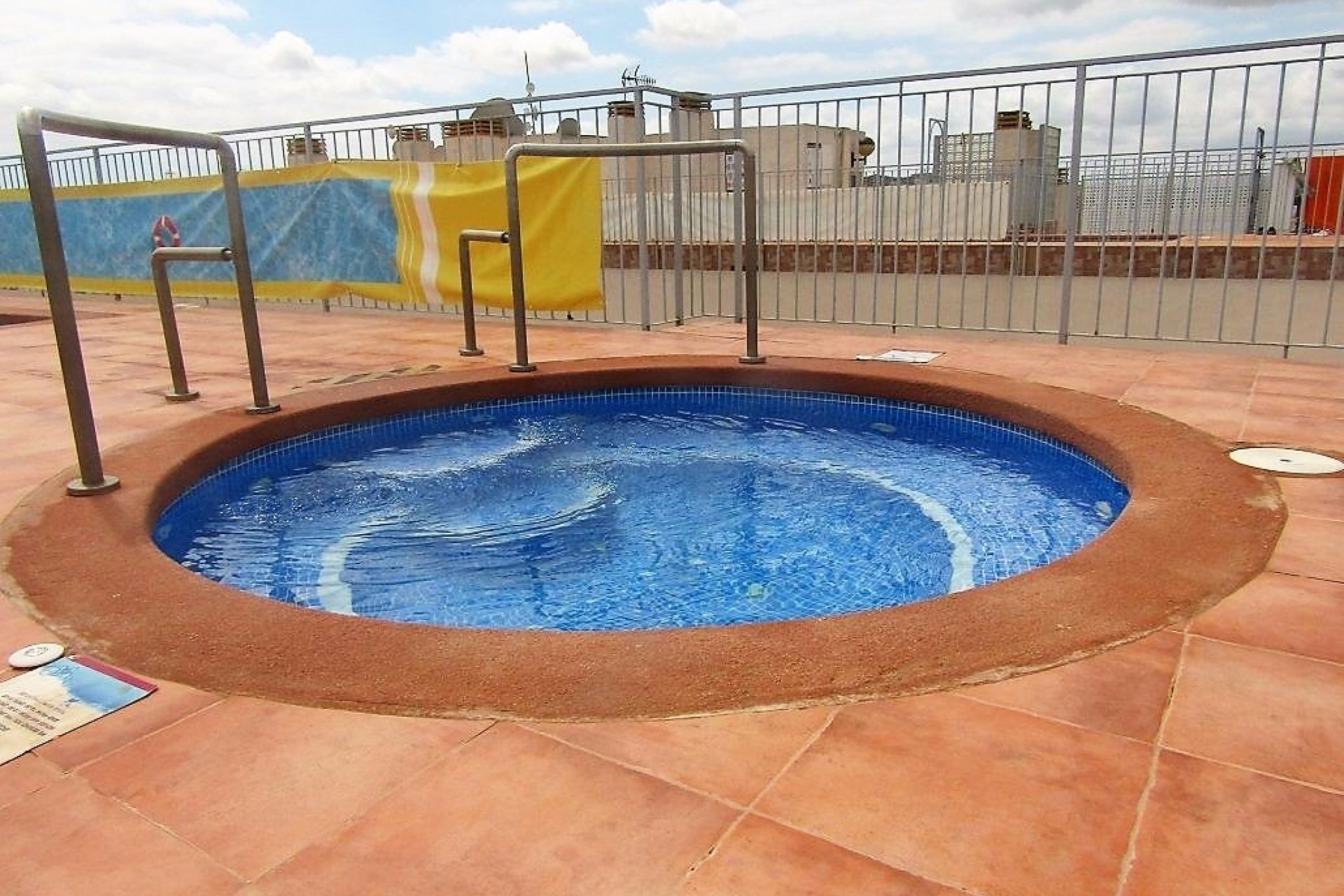 Re-Sale - Apartment - Almoradí