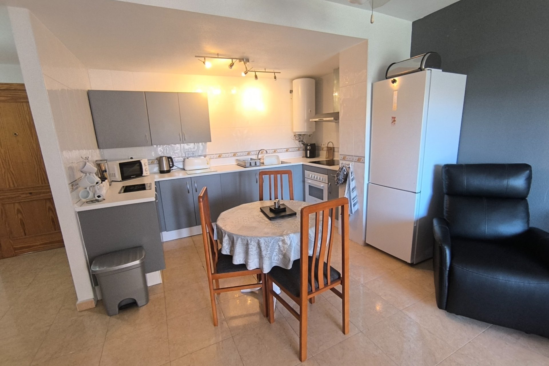 Re-Sale - Apartment - Almoradí