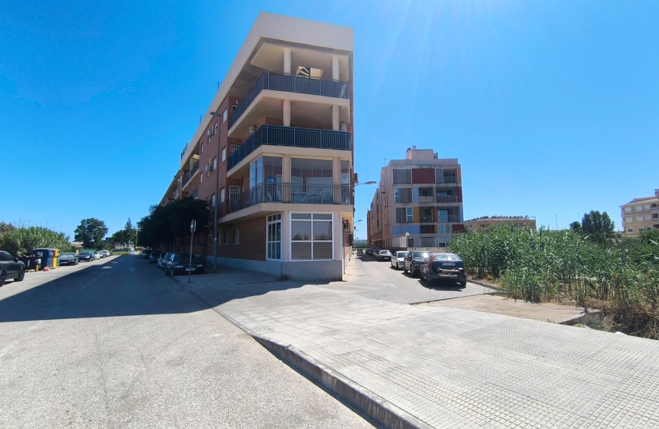 Re-Sale - Apartment - Almoradí