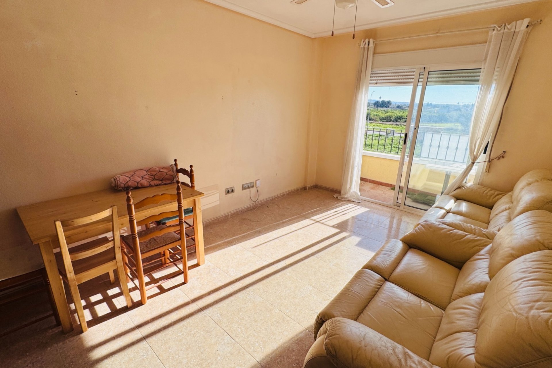 Re-Sale - Apartment - Almoradí