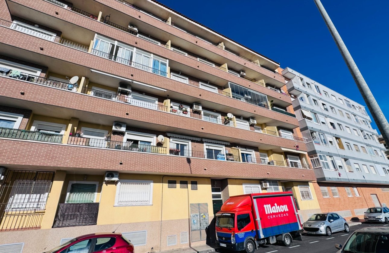 Re-Sale - Apartment - Almoradí