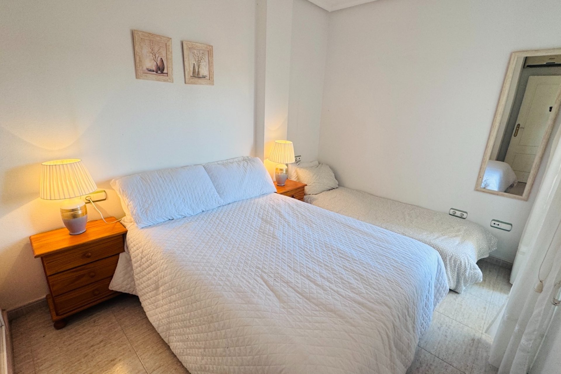 Re-Sale - Apartment - Almoradí