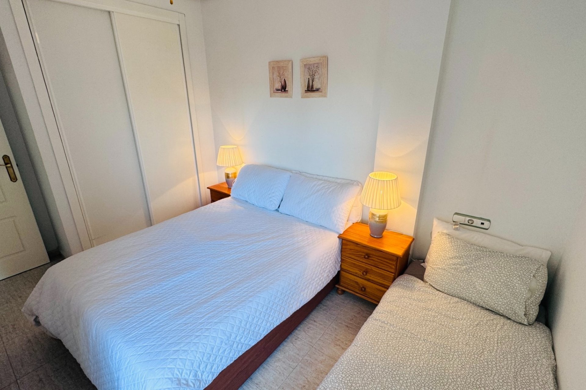 Re-Sale - Apartment - Almoradí