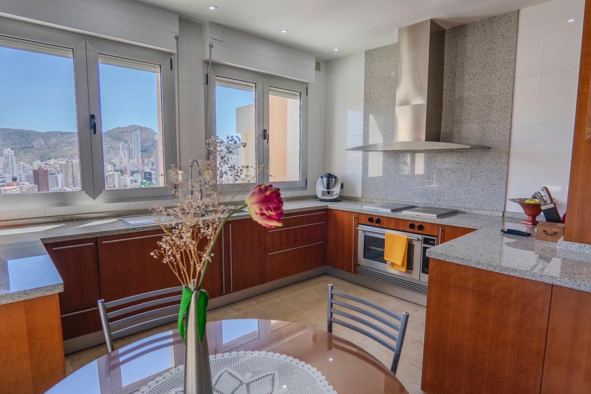 Re-Sale - Apartment - Benidorm