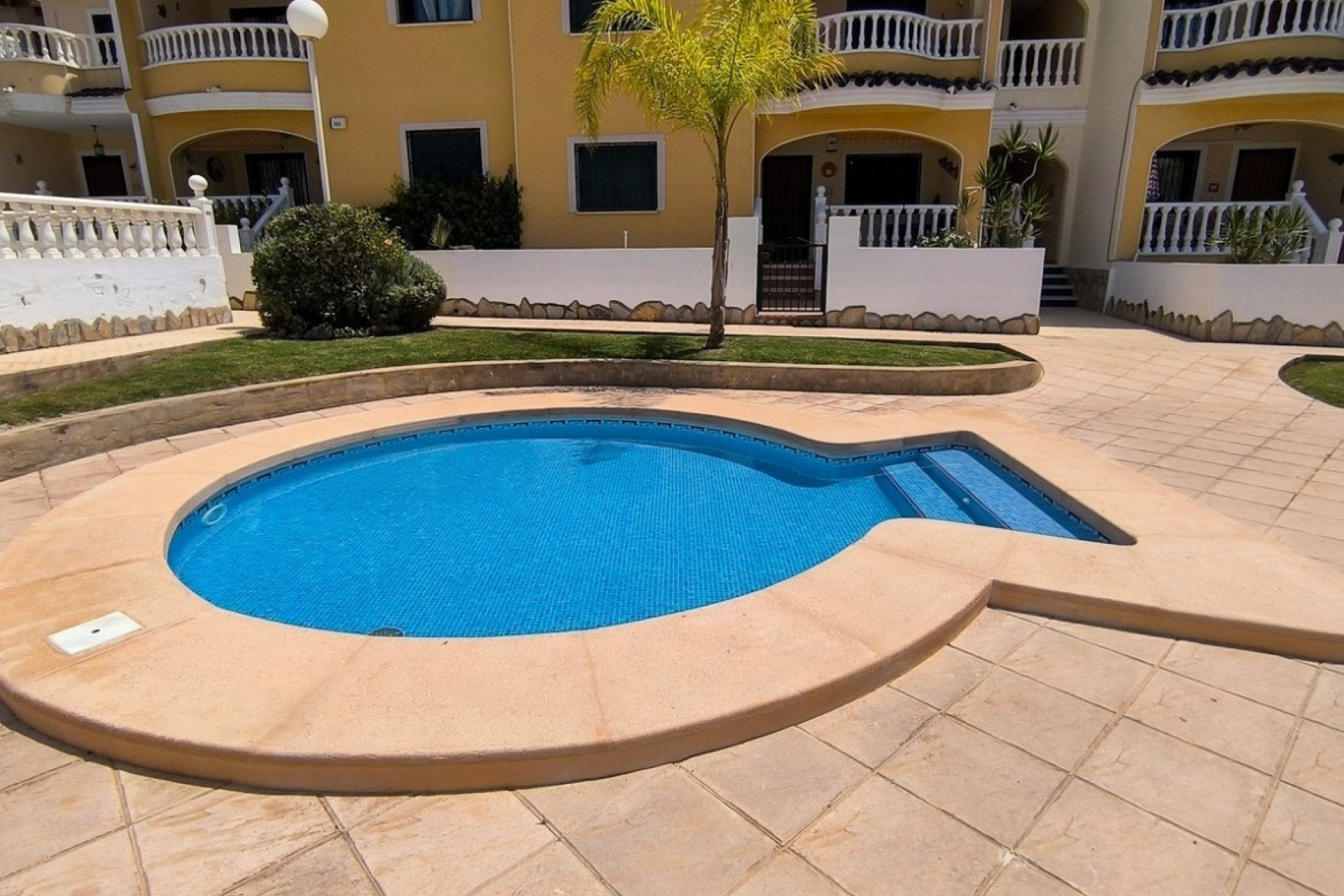 Re-Sale - Apartment - Ciudad Quesada