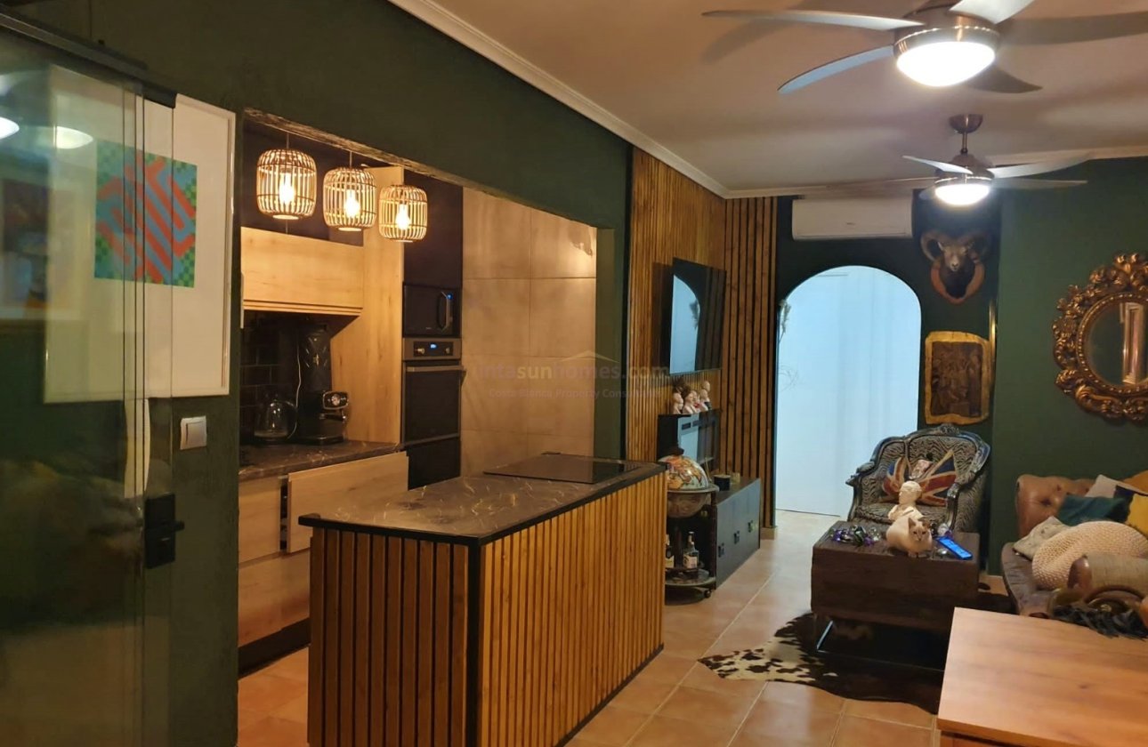 Re-Sale - Apartment - Formentera del Segura