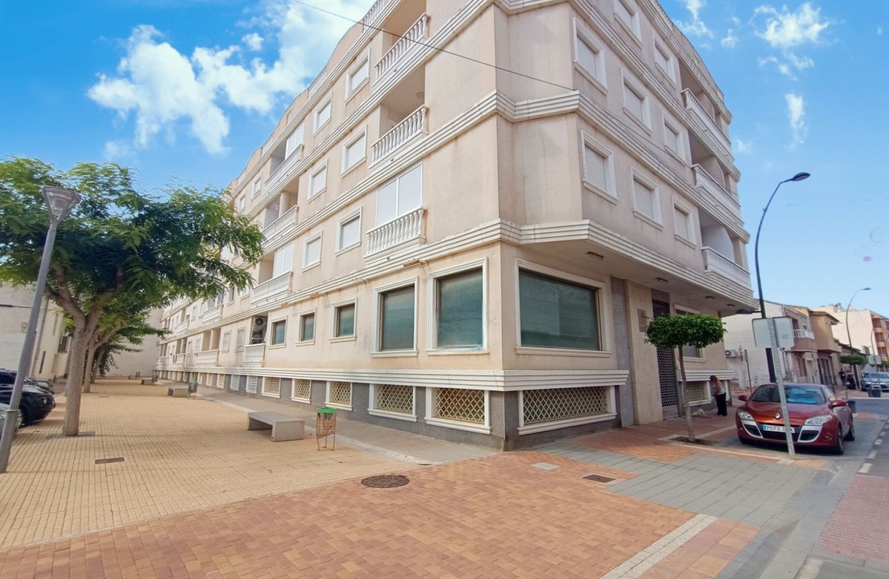 Re-Sale - Apartment - Formentera del Segura