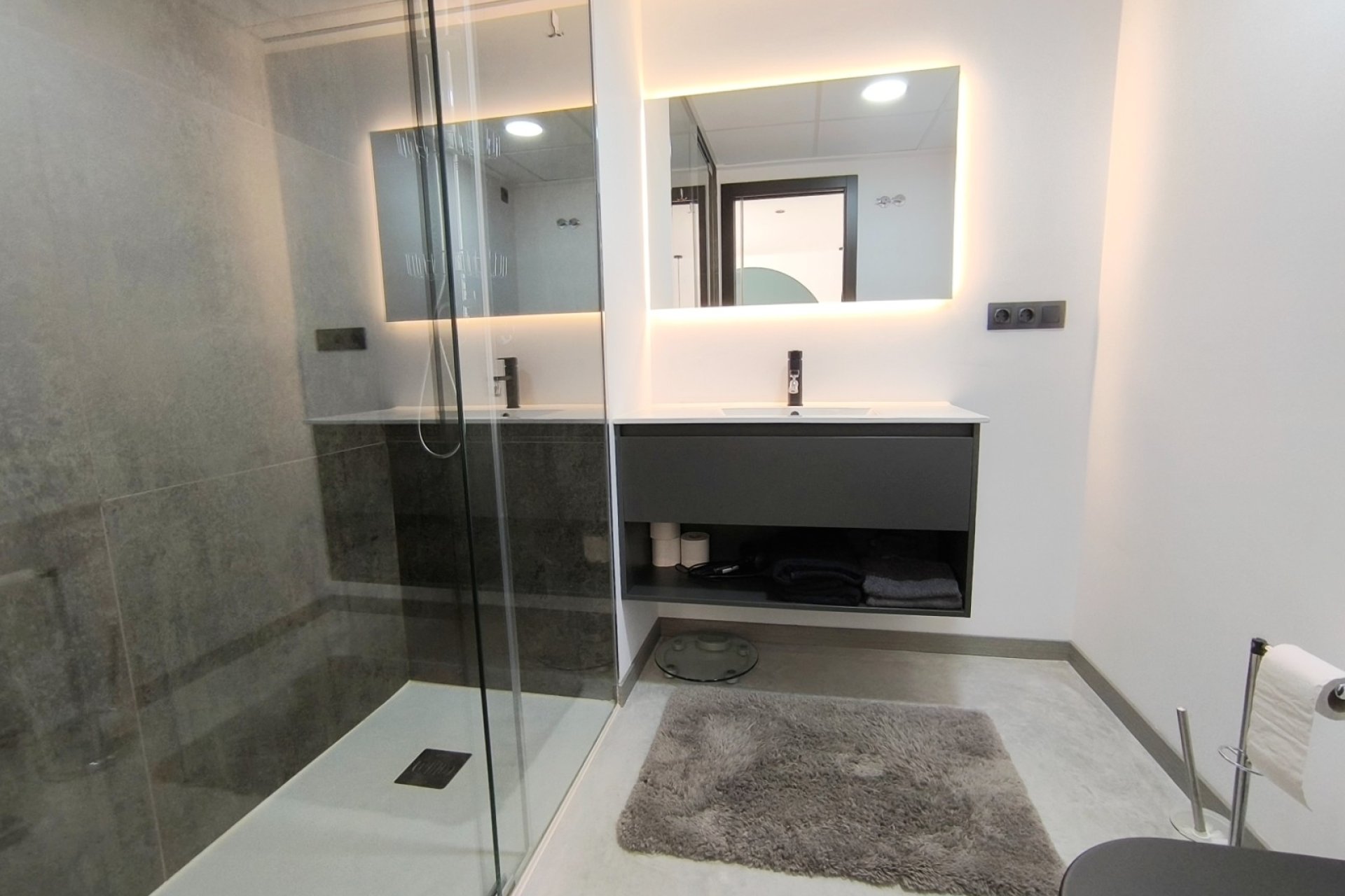 Re-Sale - Apartment - Formentera del Segura