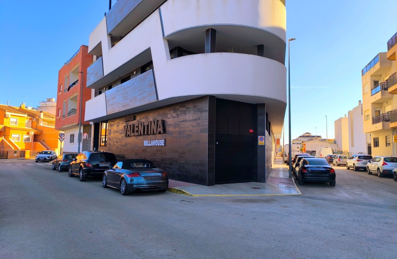 Re-Sale - Apartment - Formentera del Segura