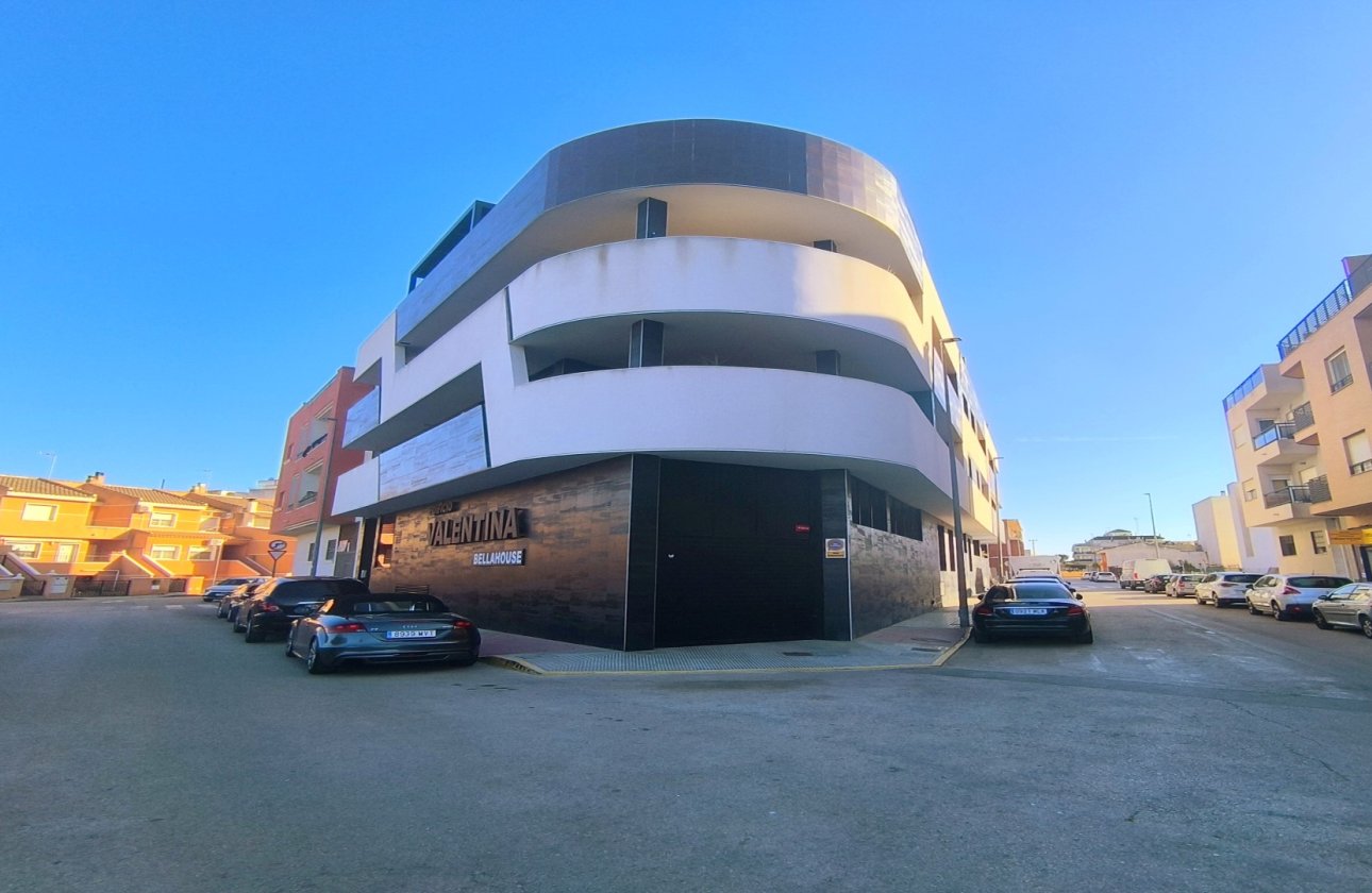 Re-Sale - Apartment - Formentera del Segura