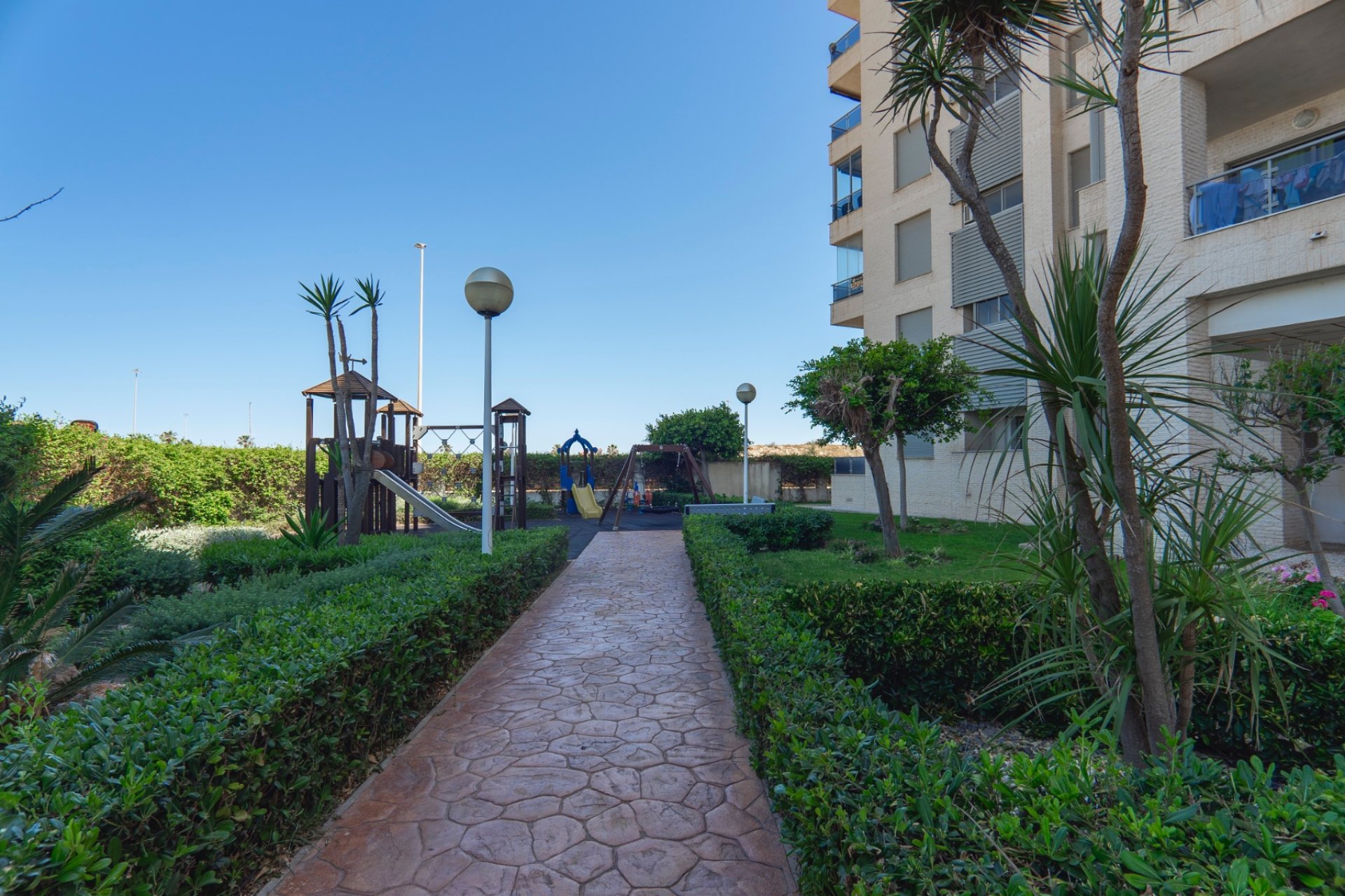 Re-Sale - Apartment - Guardamar del Segura - Puerto Deportivo