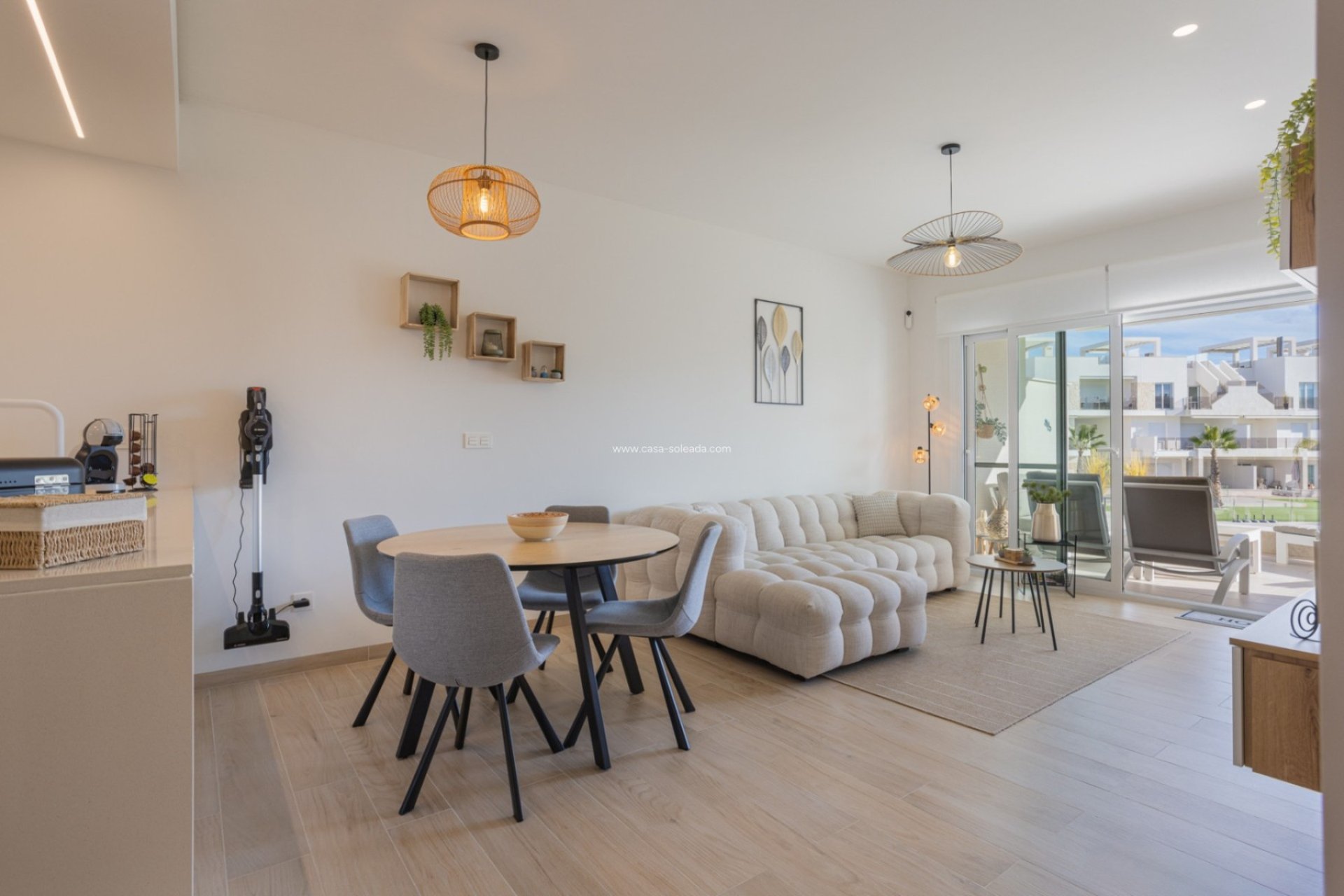 Re-Sale - Apartment - Guardamar del Segura - Urbanizaciones