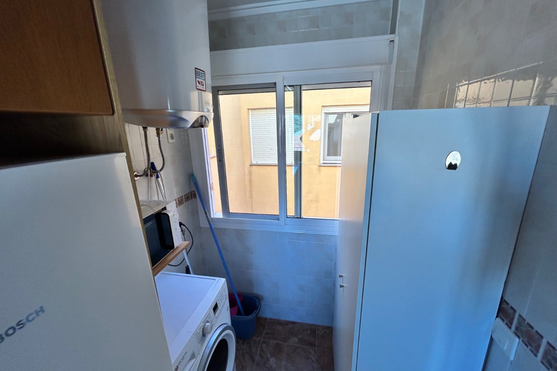 Re-Sale - Apartment - Jacarilla - pueblo