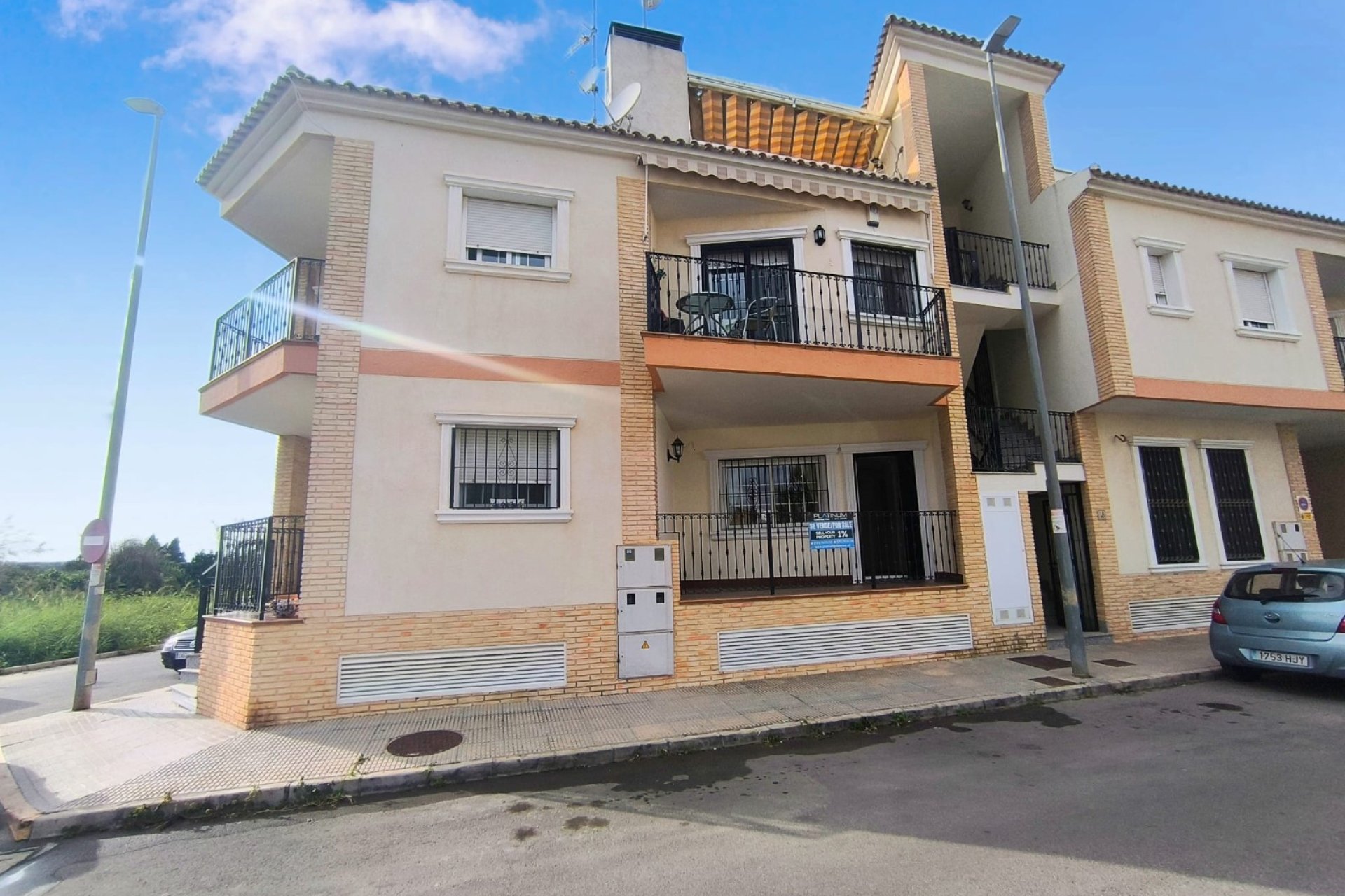 Re-Sale - Apartment - Las Heredades